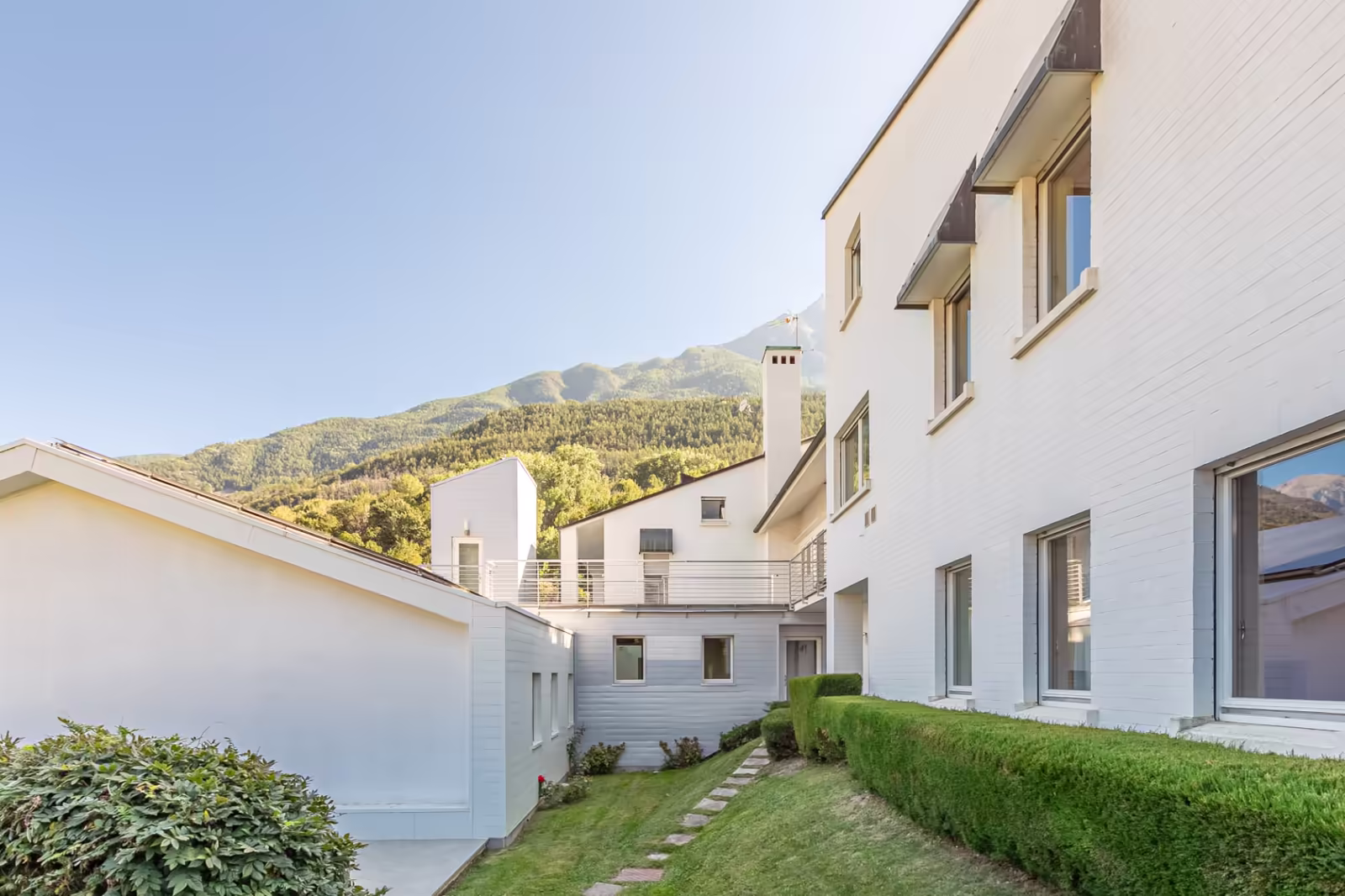 Michael Decow — fotografo immobiliare e case vacanze in Valle d'Aosta, scatto orizzontale 365