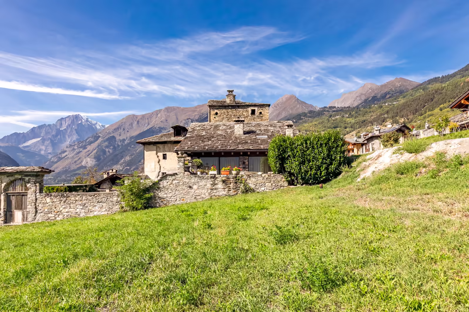 Michael Decow — fotografo immobiliare e case vacanze in Valle d'Aosta, scatto orizzontale 380