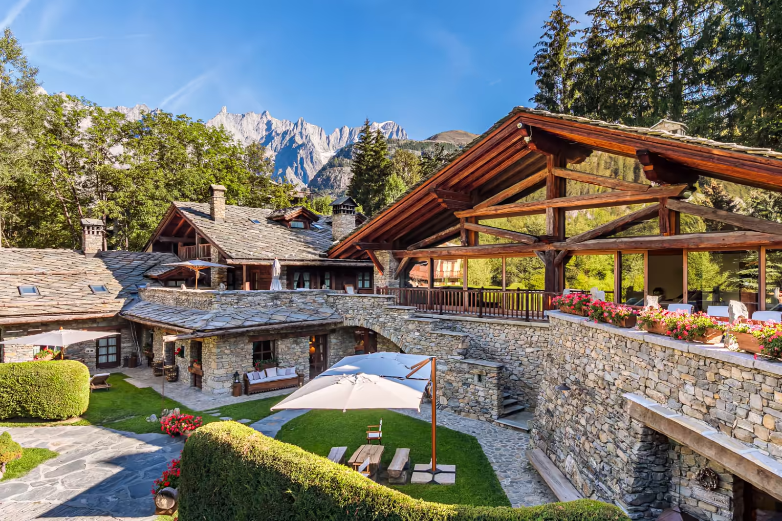 Michael Decow — fotografo immobiliare e case vacanze in Valle d'Aosta, scatto orizzontale 386